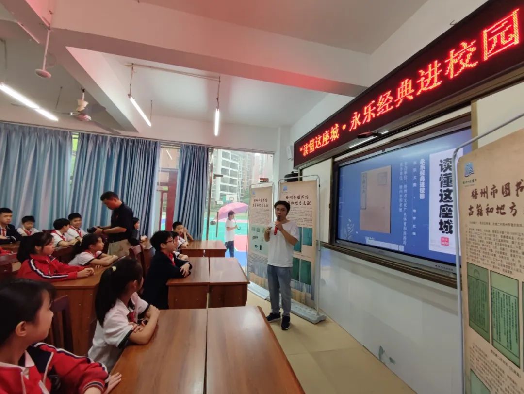 640 (2).jpg 640 (2).jpg