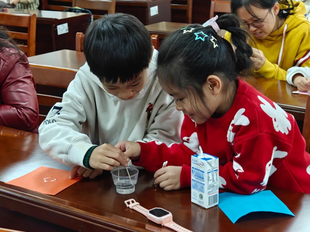 小雪暖时光 亲子绘冬趣