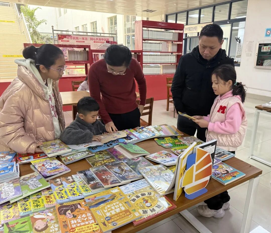 书香迎新年 服务暖民心｜梧州市图书馆图书荐购活动精准对接读者需求
